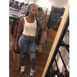 Meet your Posher, Destiny